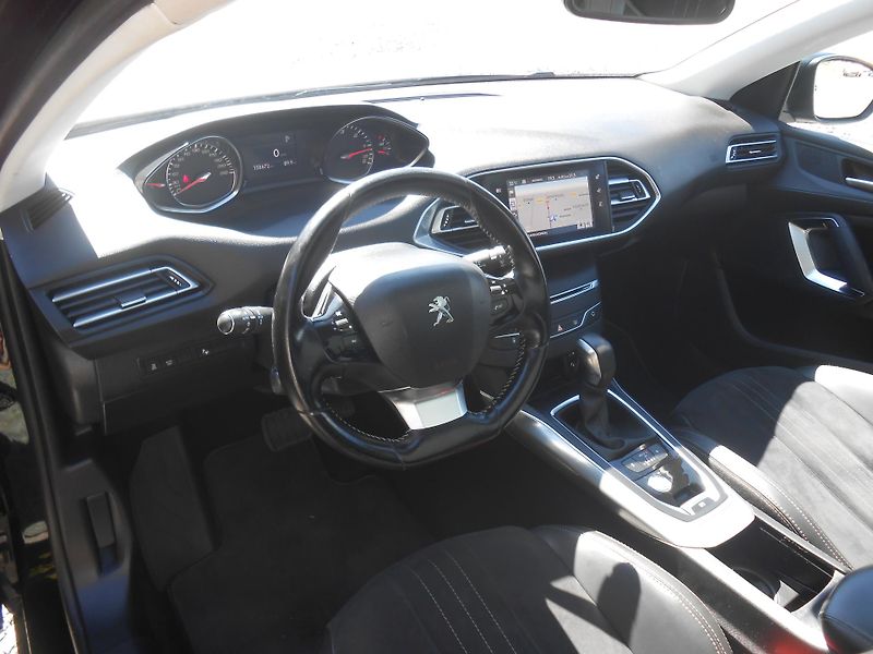 Peugeot 308 , FULL LED, KAMERA,NAVI - fotka 37 z 43