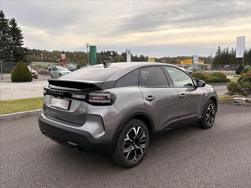 Citroën C4 1,2 MAX Petrol 130k Automatic - fotka 7 z 33