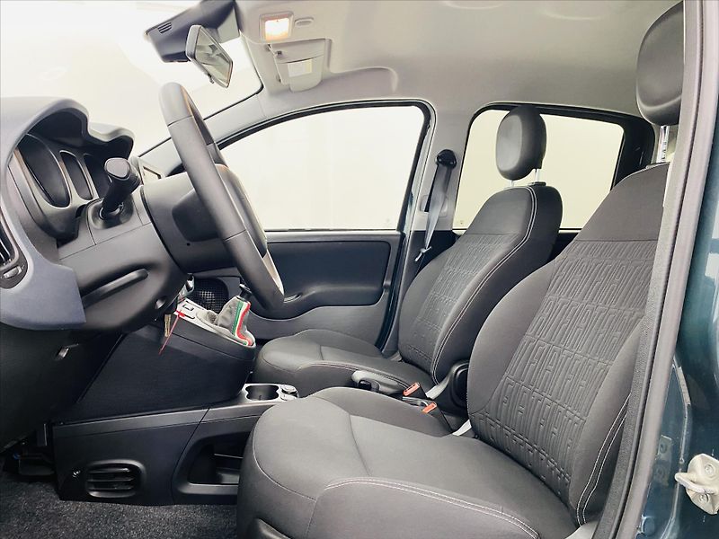 Fiat Panda 1,0 Hybrid - fotka 5 z 23