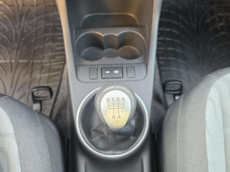 Škoda Fabia II 1.4i 16V AMBIENTE*2x SADA* - fotka 20 z 55