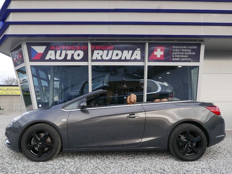 Opel Cascada 1,4 Turbo Cosmo REZERVACE - fotka 18 z 45
