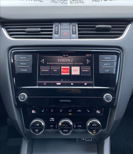 Škoda Octavia 1,4 TSi,110kW,ČR,DPH - fotka 15 z 23