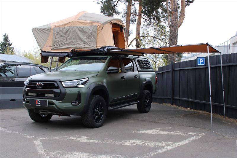 Toyota Hilux 2.8 D4-D DC Expedice/Lov ARB/O - fotka 28 z 36