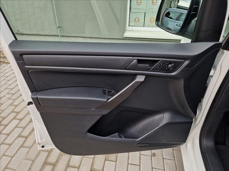 Volkswagen Caddy 1.4 TGI Maxi, původ ČR,1.Maj. - fotka 34 z 48