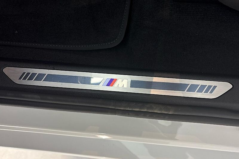 BMW X7 xDrive40d - fotka 17 z 25