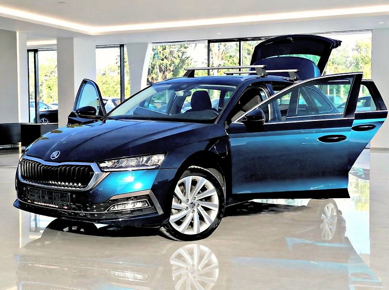 Škoda Octavia (2021) 1.4 TSi iV PHEV 150kW Plug in - fotka 1 z 39
