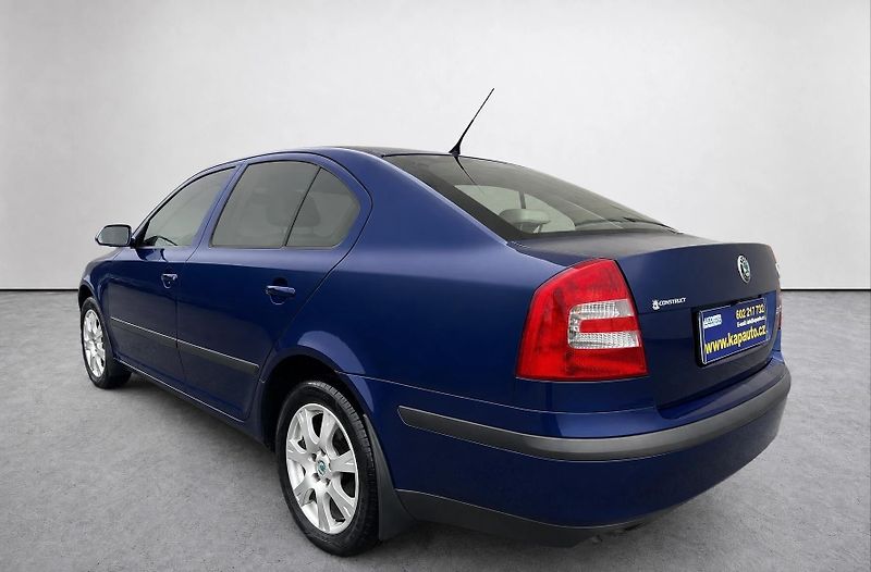 Škoda Octavia 2.0 TDI Elegance - fotka 6 z 34