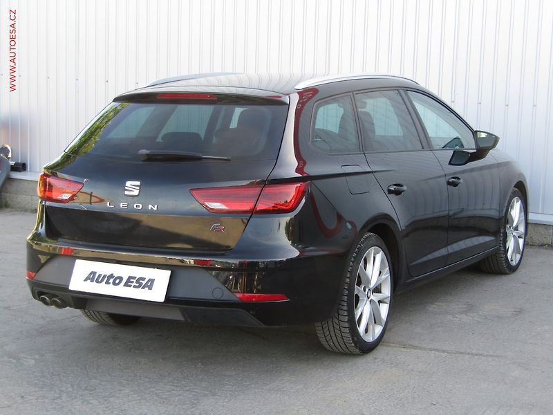 Seat Leon (2019) 2.0 TDI, ČR, FR, DSG, LED - fotka 4 z 20
