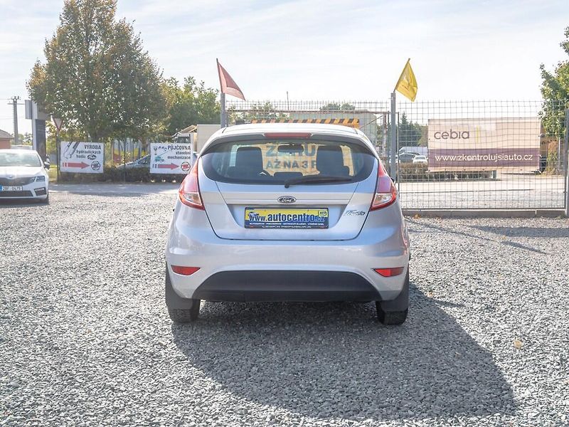 Ford Fiesta (2014) 1.6TDCI 70KW – PO ROZVODECH - fotka 6 z 45