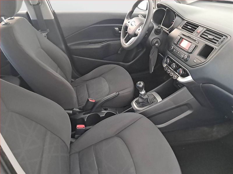 Kia Rio (2014) 1.25 CVVT - fotka 9 z 15