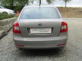 Škoda Octavia (2009) 1.6 MPI 75kW 1.MAJITEL - náhled 12