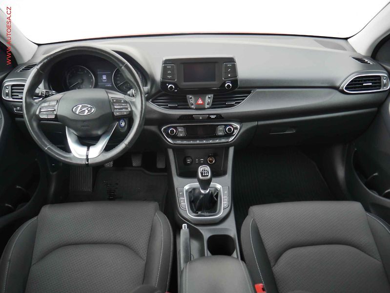 Hyundai i30 (2017) 1.0T-GDi, 1.maj,ČR, DPH, 1. - fotka 8 z 16
