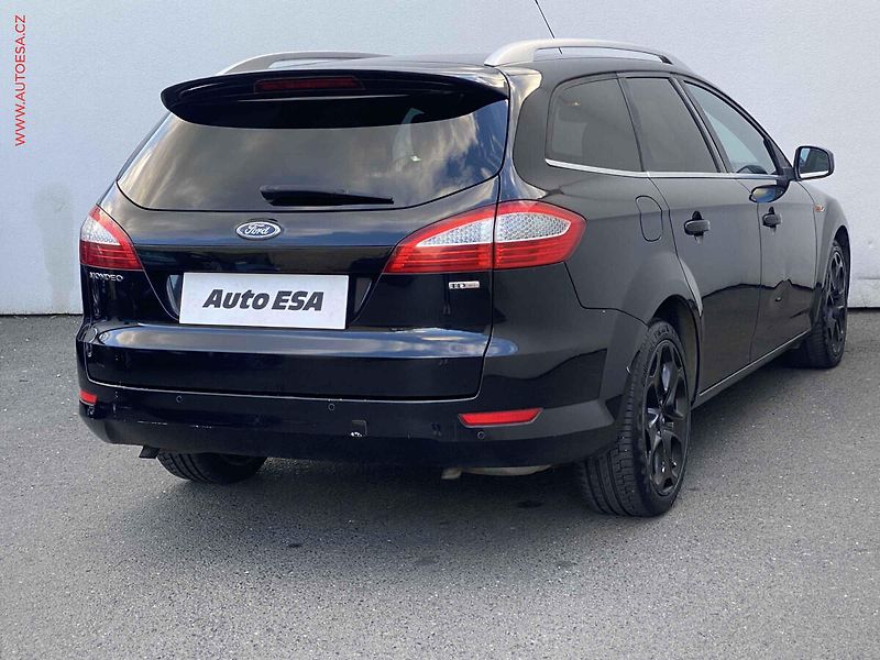 Ford Mondeo (2008) 2.2 TDCi, AC, park.čidla - fotka 4 z 19