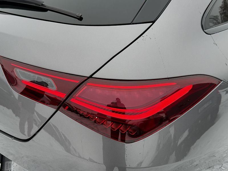Mercedes-Benz CLA 200 d Shoot.Brake AMG Styl - fotka 13 z 31