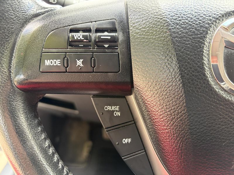 Mazda 3 2.0 Sport Edition - fotka 29 z 32