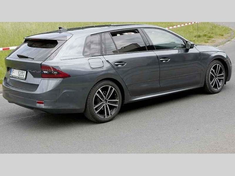 Skica Škoda Octavia IV