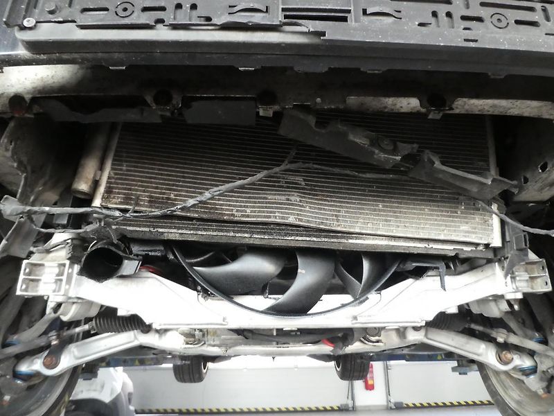 BMW Řada 6 GT 630D 195kW  M SPORT  - fotka 8 z 15