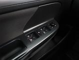Volkswagen Golf (2010) 1.6 TDI, jezdí výborně - náhled 14