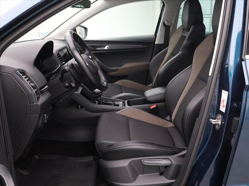 Škoda Karoq 1,5 TSI 110kW DSG Matrix DPH - fotka 11 z 34