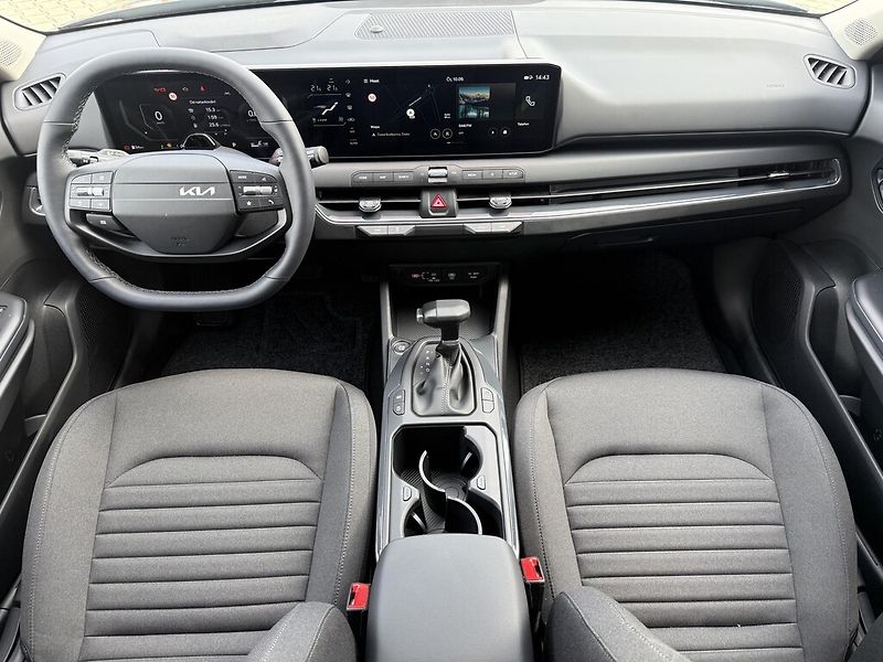 Kia K4 Sportswagon (2026) 1,6 T-GDI 7DCT 110 kW EXCLUSIV - fotka 5 z 6