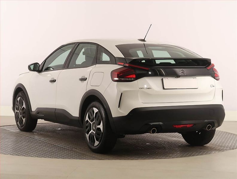 Citroën C4 (2021) 1.2 PureTech, Serv.kniha - fotka 4 z 19