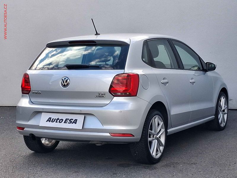 Volkswagen Polo (2014) 1.2 TSi, Highline, DSG - fotka 4 z 17