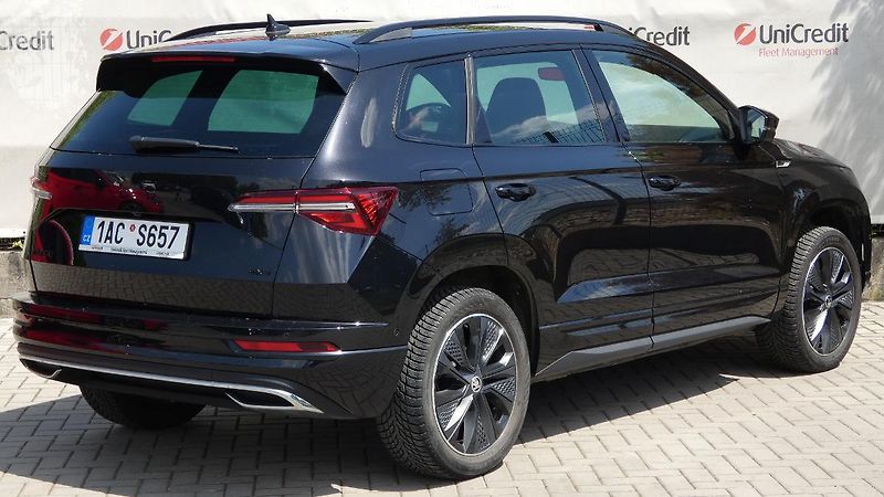 Škoda Karoq 2.0TDI 110kW Sportline 4x4 DSG - fotka 3 z 24