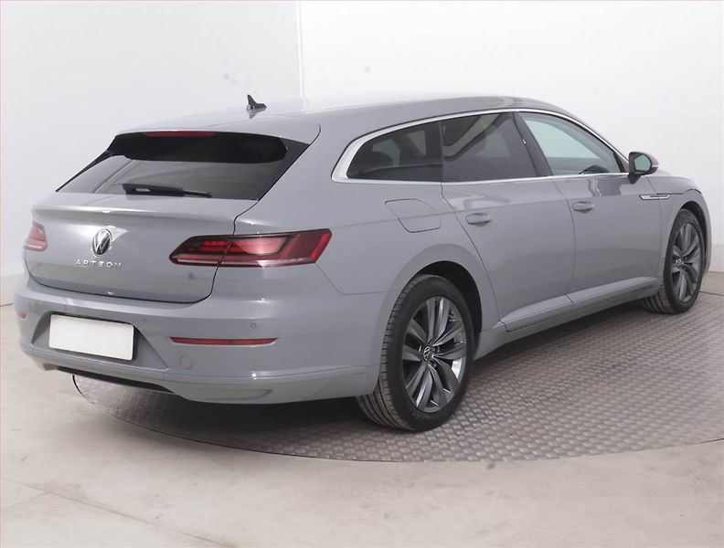 Volkswagen Arteon (2023) 2.0 TDI - fotka 5 z 21
