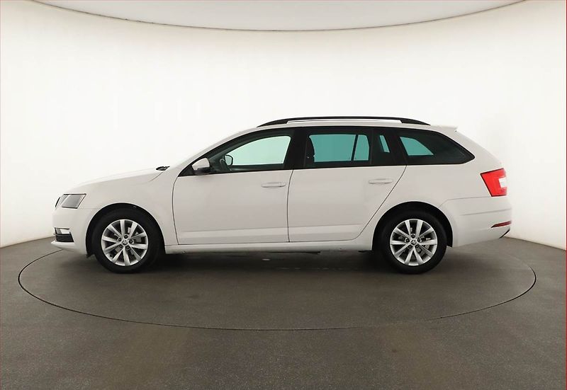Škoda Octavia (2019) Ambition 1.6 TDI, ČR,1.maj - fotka 3 z 18