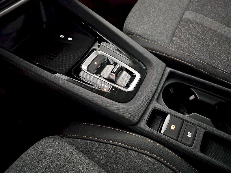 Škoda Octavia (2025) COMBI 1.5TSi DSG TOP SELECTION - fotka 28 z 35