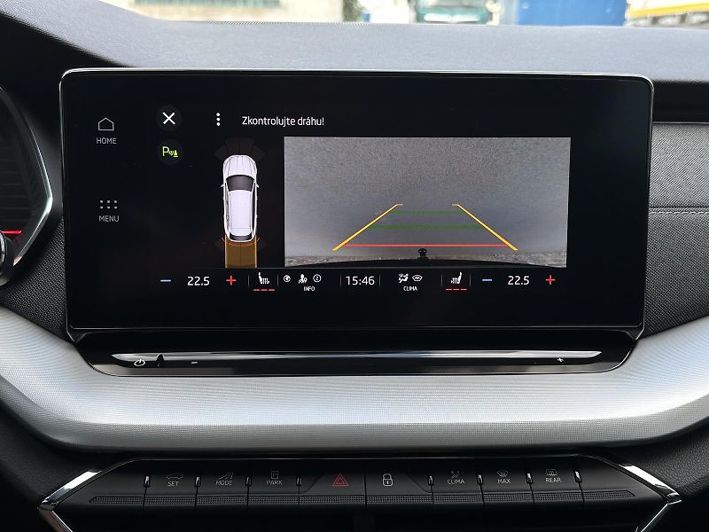 Škoda Octavia Combi 1.5TSi e-TEC M-HEV DSG S - fotka 31 z 41