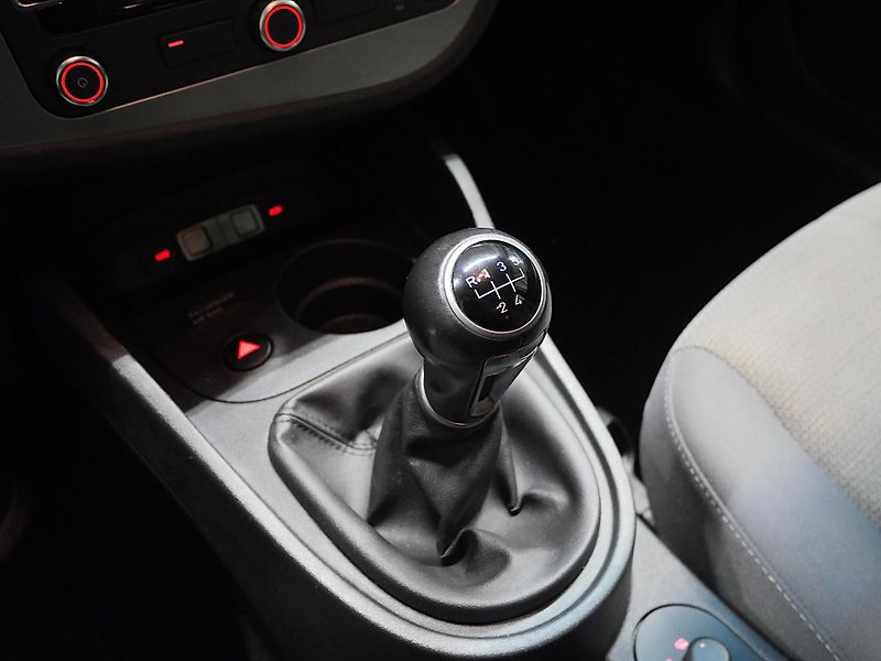 Seat Leon - fotka 17 z 25