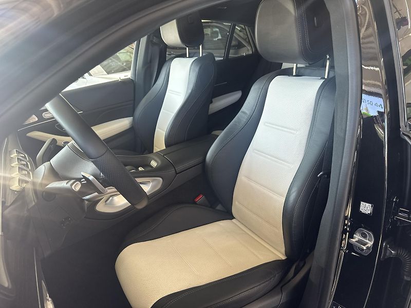 Mercedes-Benz GLE AMG 400 dMATIC - fotka 12 z 44