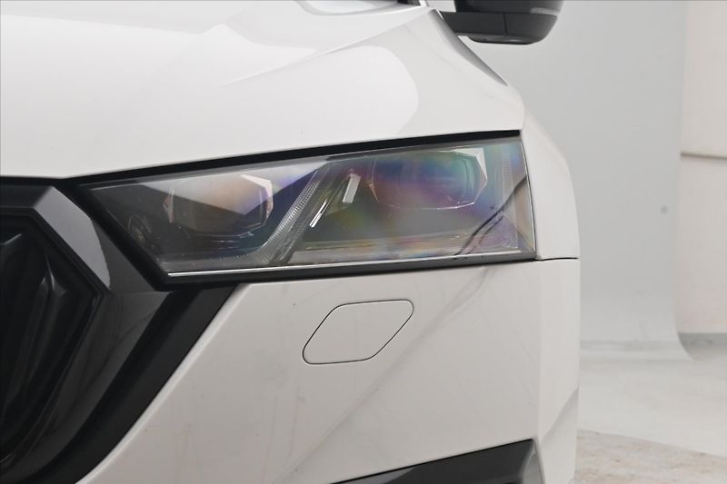 Škoda Octavia 2,0 TDI RS 147kW DSG Záruka až - fotka 30 z 32
