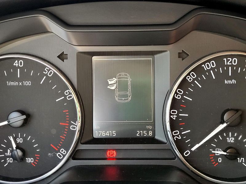 Škoda Octavia 1,2 TSi PO ROZVODECH, 1.maj - fotka 33 z 36