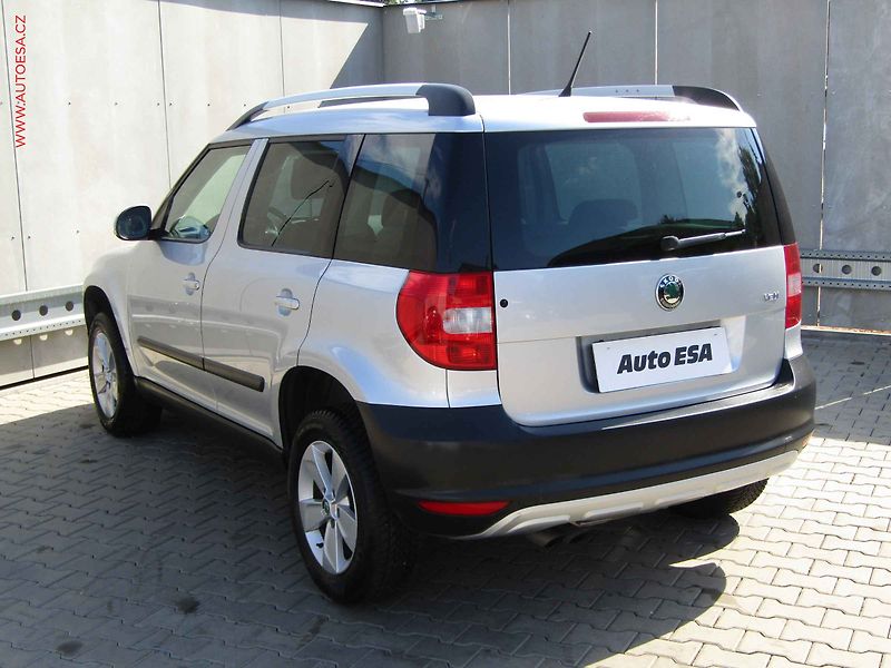 Škoda Yeti (2012) 1.4 TSI, ČR, AC, TZ - fotka 6 z 15