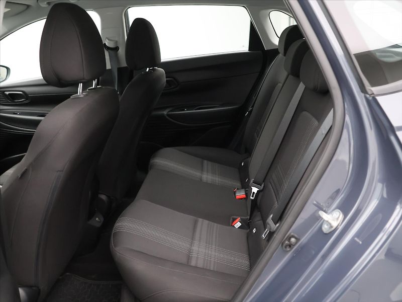 Hyundai i20 1,0 T-GDI 73kW Comfort Club CZ - fotka 14 z 32