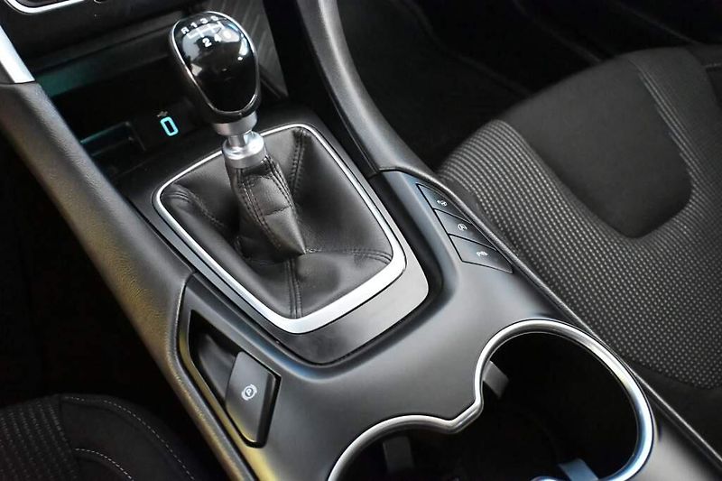 Ford Mondeo (2021) 2.0 TITANIUM Tažné ECOBLUE - fotka 20 z 30