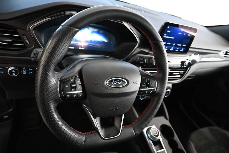 Ford Kuga (2023) 2.5 ST-LINE X LED Tažné Virtua - fotka 13 z 37