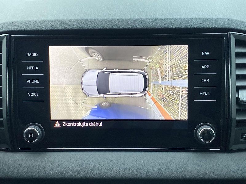 Škoda Karoq (2024) 2.0 TDI 4x4 DSG Sportline - fotka 18 z 38