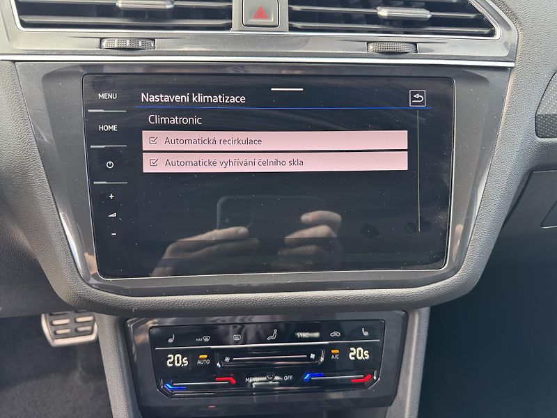 Volkswagen Tiguan Allspace (2021) 2,0TSi R DSG 4x4 TAŽNÉ 7.MÍST - fotka 31 z 44