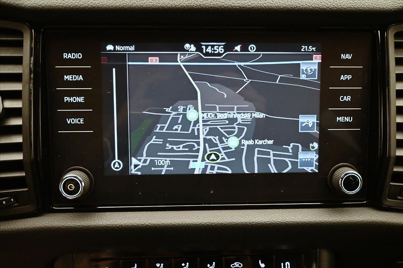 Škoda Kodiaq 2,0 TDI 147kW DSG 4x4 Sport LI - fotka 19 z 31