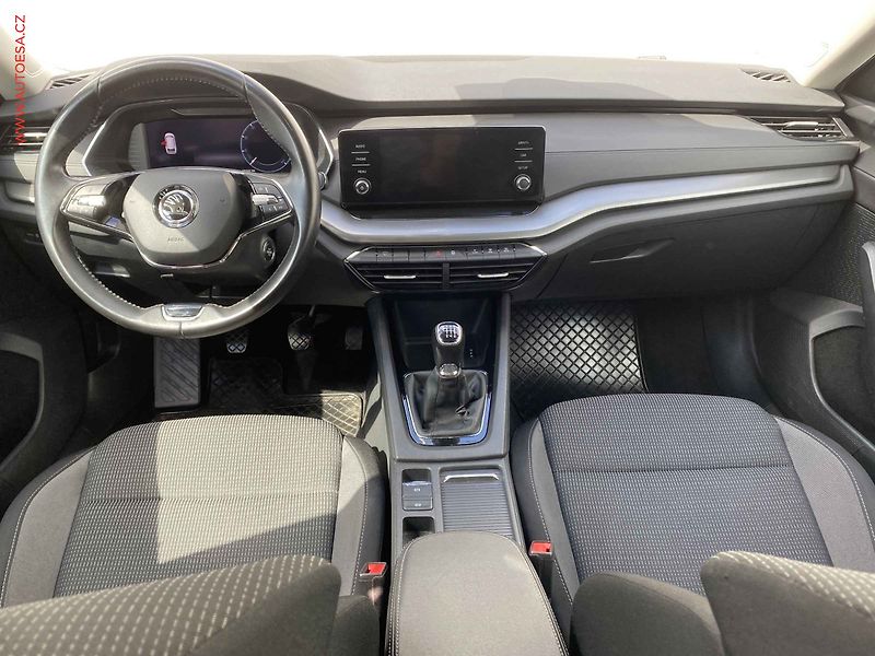 Škoda Octavia (2020) 2.0TDi, ČR, LED - fotka 8 z 18