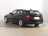 BMW Řada 3 (2017) 318 d, Kůže, Navi, Tempomat - náhled 3
