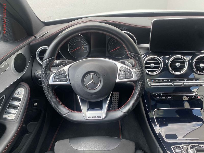 Mercedes-Benz Třídy C (2016) 3.0 Biturbo C43 AMG 4MATIC - fotka 11 z 21