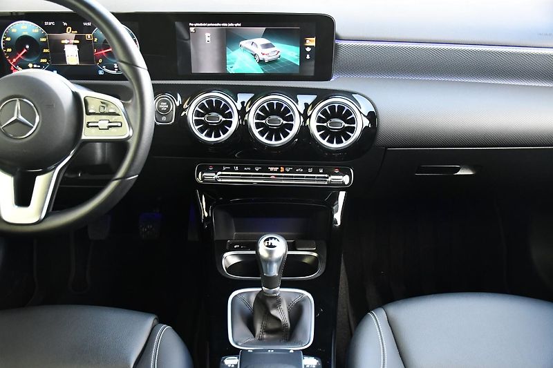 Mercedes-Benz Třídy A A180 NTOP ČR 1M - fotka 23 z 54