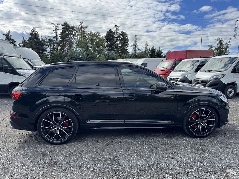 Audi SQ7 SQ7,373kw,7míst,ČR-1.maj. - fotka 4 z 51