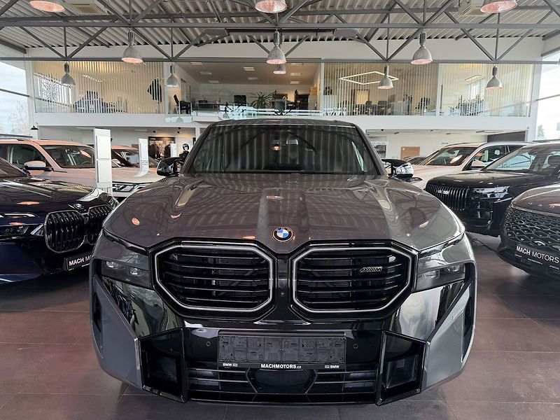 BMW XM (2025) Label MAX výbava - fotka 2 z 13