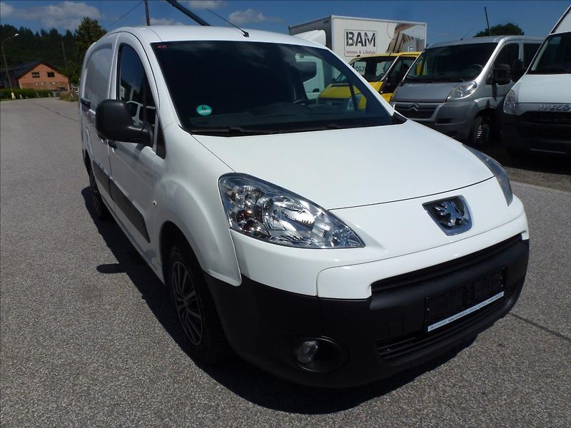 Peugeot Partner 1,6 HDI LONG L2H1 WEBASTO 3mís - fotka 5 z 44