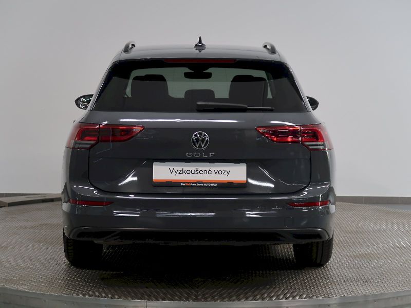 Volkswagen Golf (2024) VARIANT 2.0TDI 110KW DSG - fotka 9 z 34